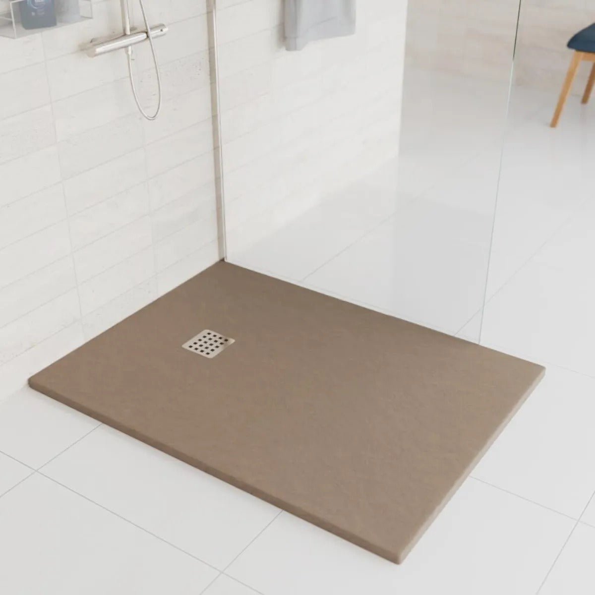 Plato de ducha en tonos beige Esencial - Thebath
