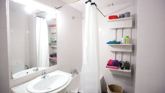 5 cosas de decoración de baños que están absolutamente pasadas de moda - Thebath