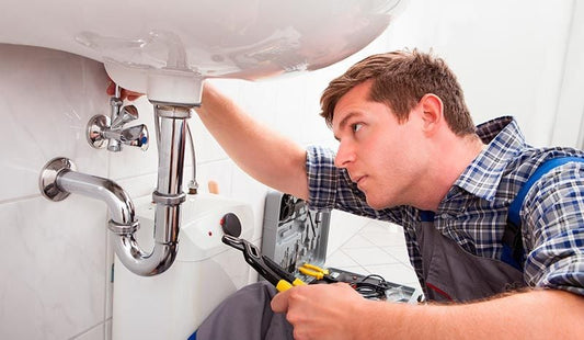¿Cómo cambiar el grifo del lavabo? Trucos y consejos - Thebath