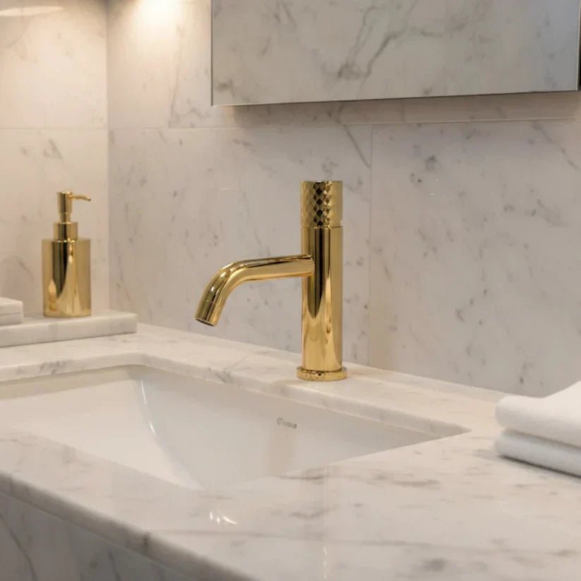 Consejos para mantener la grifería de baño brillante y libre de cal - Thebath